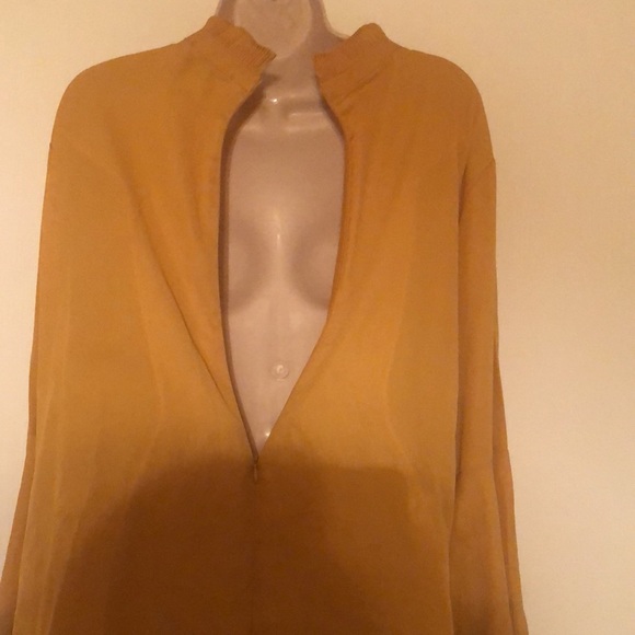 Woman’s Vivid long sleeve blouse with pearl key hole bell sleeves - Picture 4 of 13